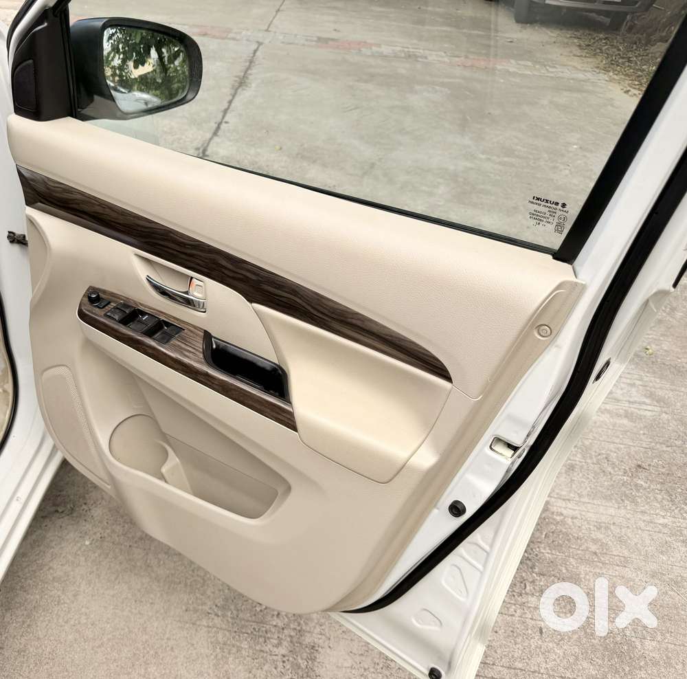 Maruti Suzuki Ertiga Zxi At Shvs, 2019, Cng & Hybrids