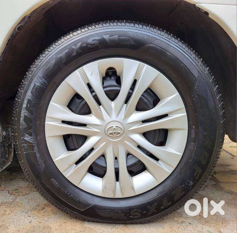 Toyota Innova 2.5 G (diesel) 8 Seater, 2013, Diesel