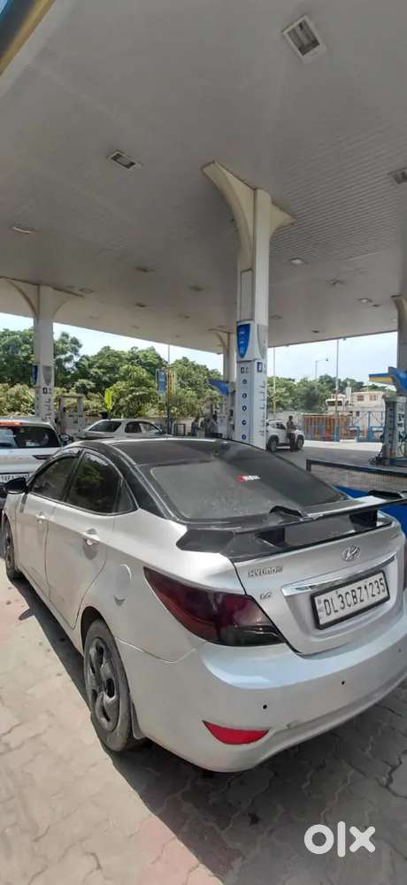Hyundai Verna 2012
