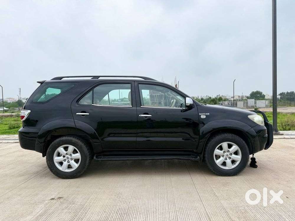 Toyota Fortuner 3.0 4x4 Manual, 2010, Diesel