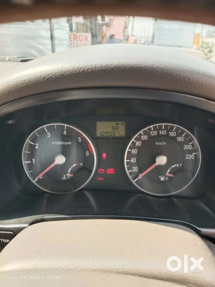 Hyundai Verna Crdi 2010 Diesel Manual