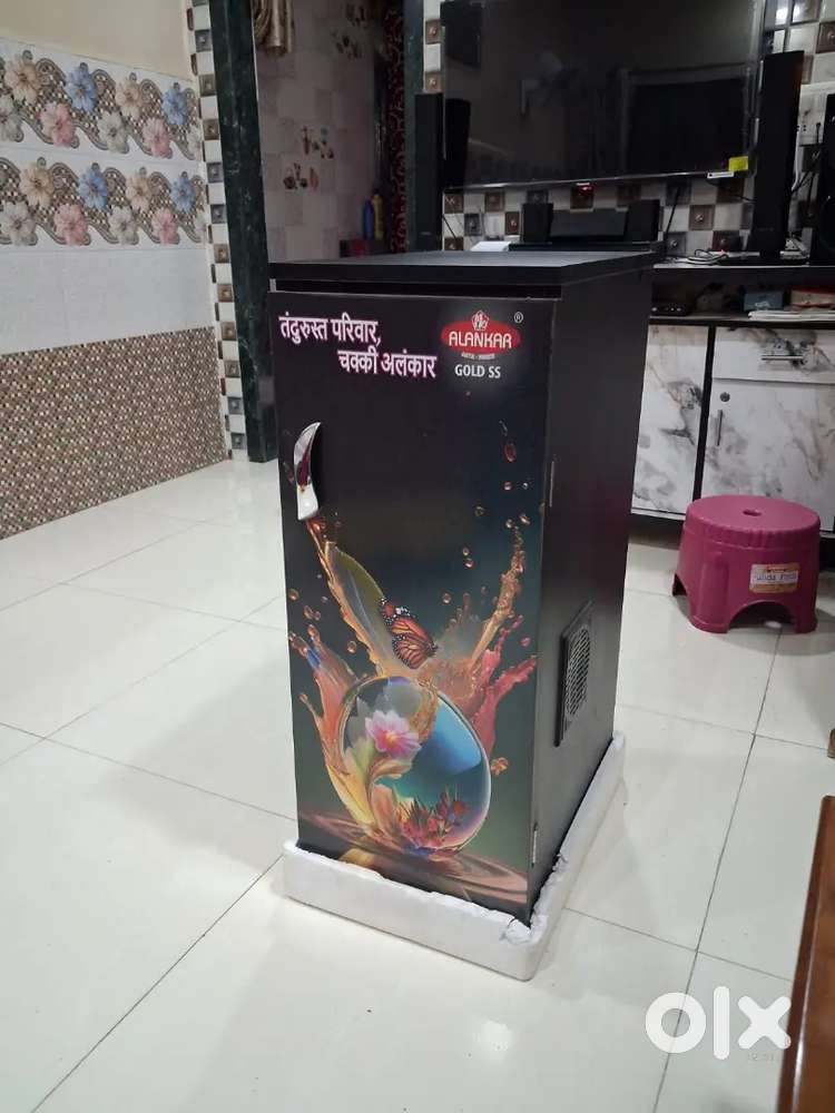 うっちー様依頼分18枚 Used Kitchen & Other Appliances for sale in Vasai Road | OLX