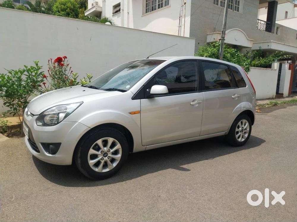 Ford Figo 1.2p Titanium Mt, 2011, Petrol