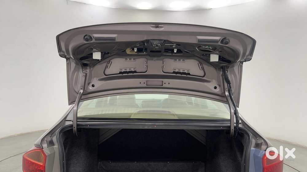 Honda City I-vtec Cvt Zx, 2015, Petrol