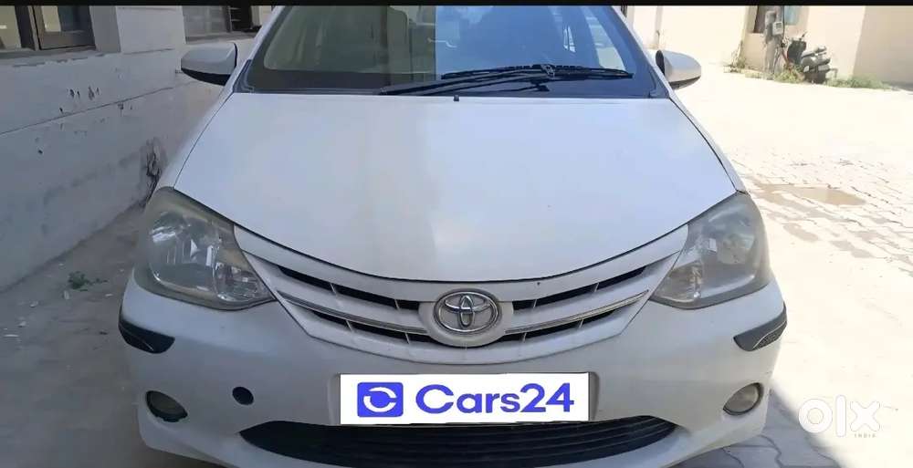 Toyota Etios 2013 Petrol Well Maintained