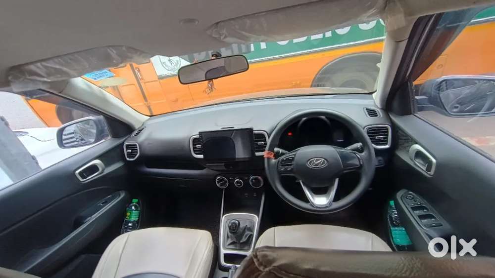 Hyundai Venue S 1.2 Petrol, 2020, Petrol