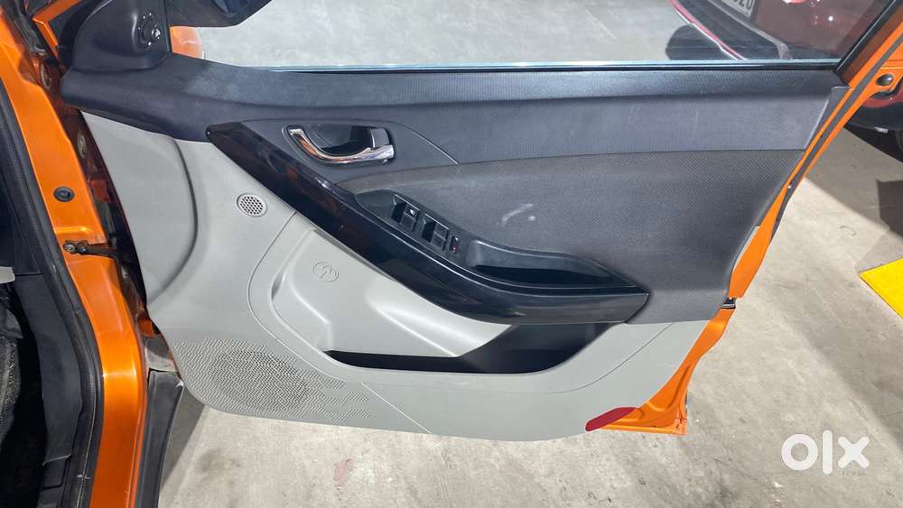 Tata Nexon 1.2 Revotron Xz Plus Dual Tone, 2019, Petrol