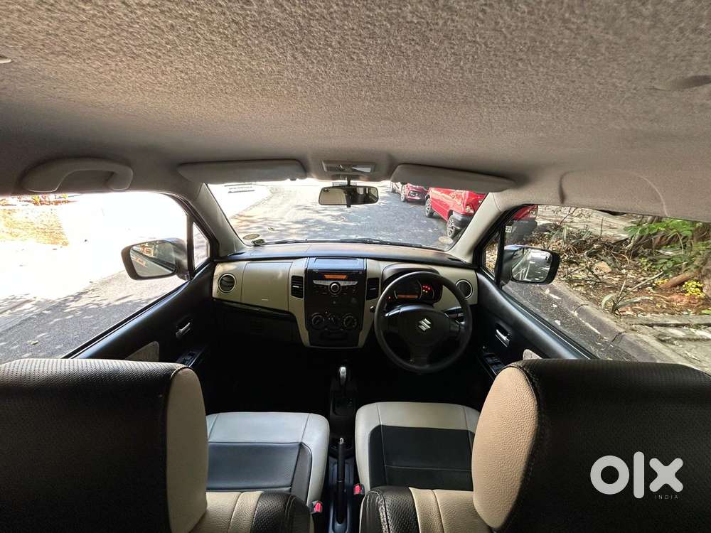 Maruti Suzuki Wagon R Vxi Amt1.2, 2017, Petrol