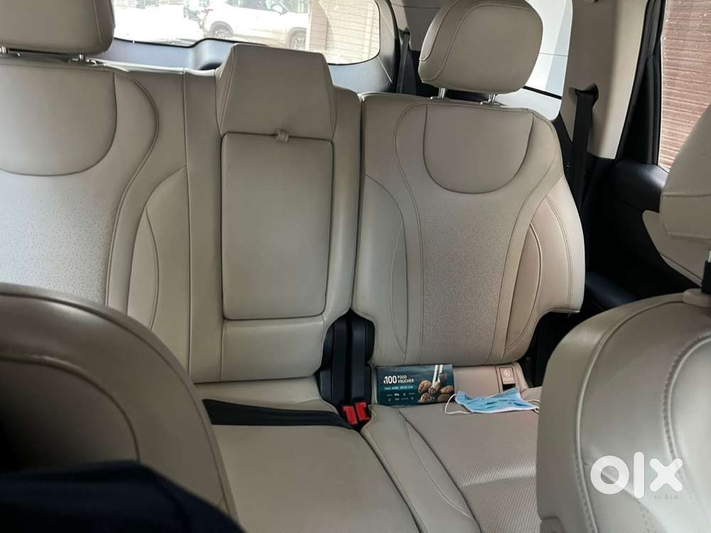 Mahindra Xuv700 Diesel Mt 2025