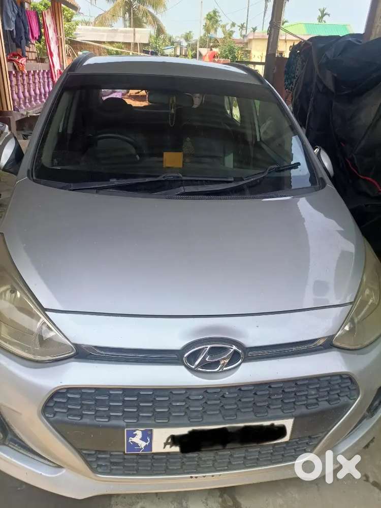 Hyundai Grand I10 2017 Petrol 65000 Km Driven