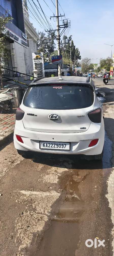 Grand  I10