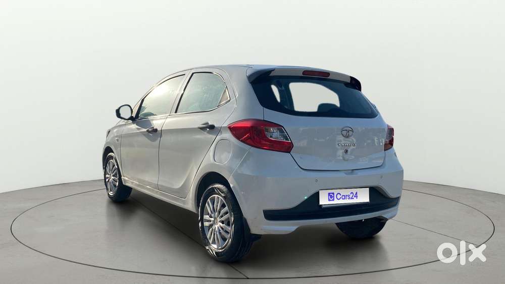 Tata Tiago Xe, 2021, Petrol
