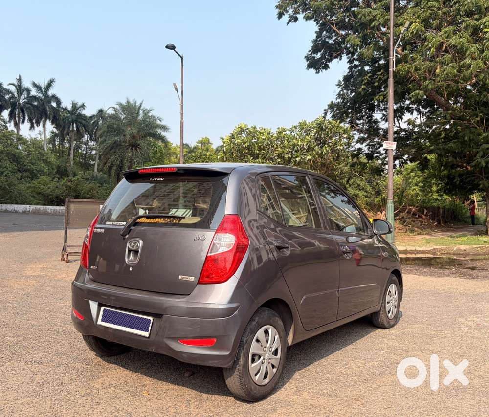 Hyundai I10 Sportz At, 2012, Petrol