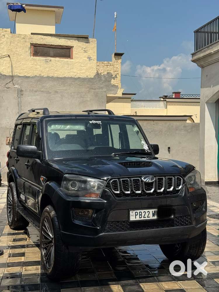 Mahindra Scorpio Diesel Manual 2017