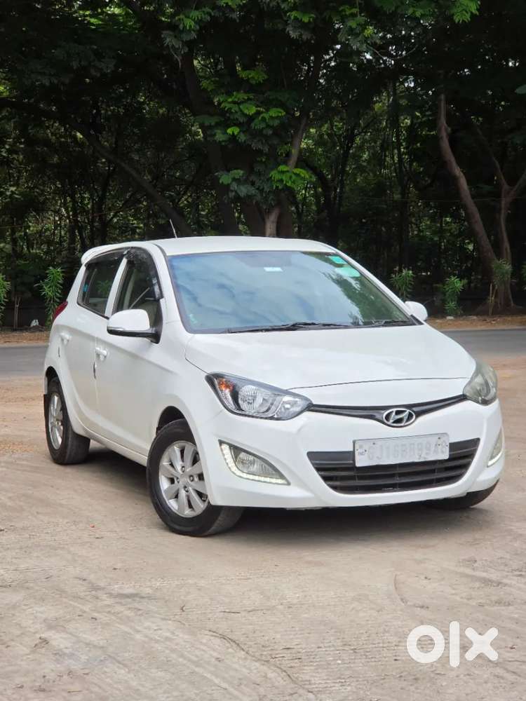 Hyundai I20 Sportz 1.2 Bs-iv, 2013, Petrol
