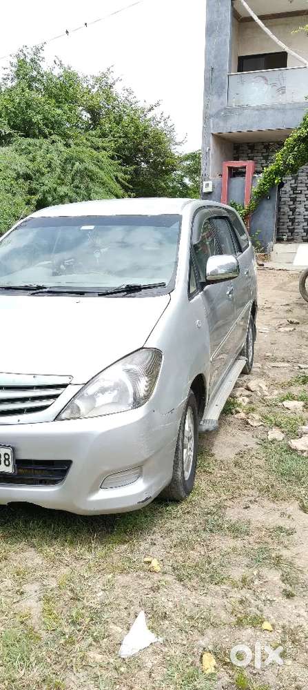 Toyota Innova 2.5 V 7 2006