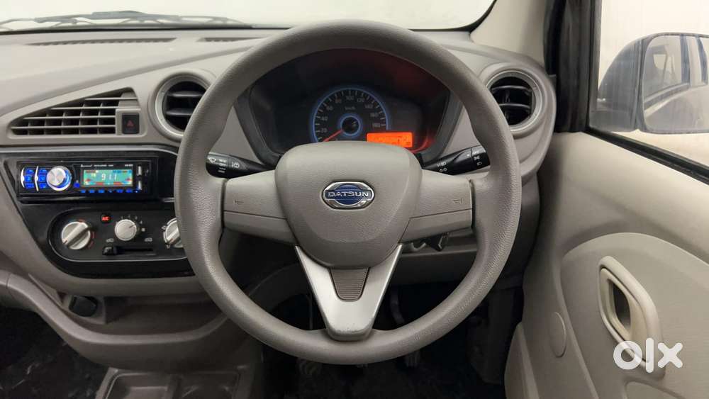 Datsun Redigo T Option, 2016, Petrol