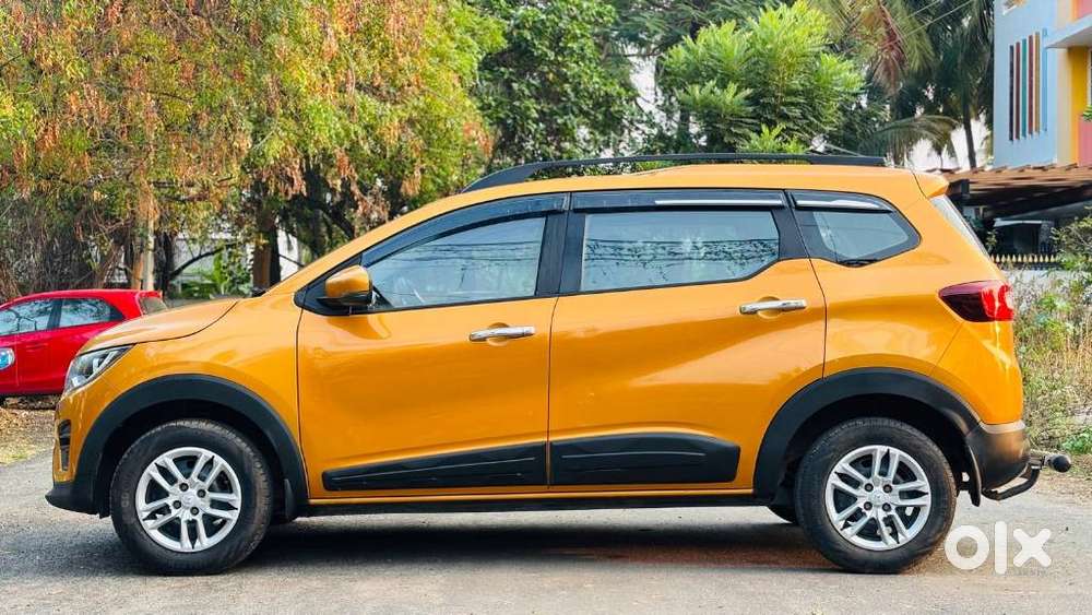 Renault Triber Rxt, 2021, Petrol