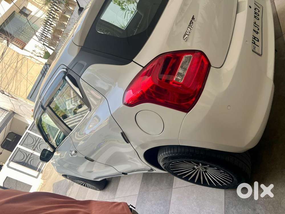 Maruti Suzuki Swift Vxi  2022