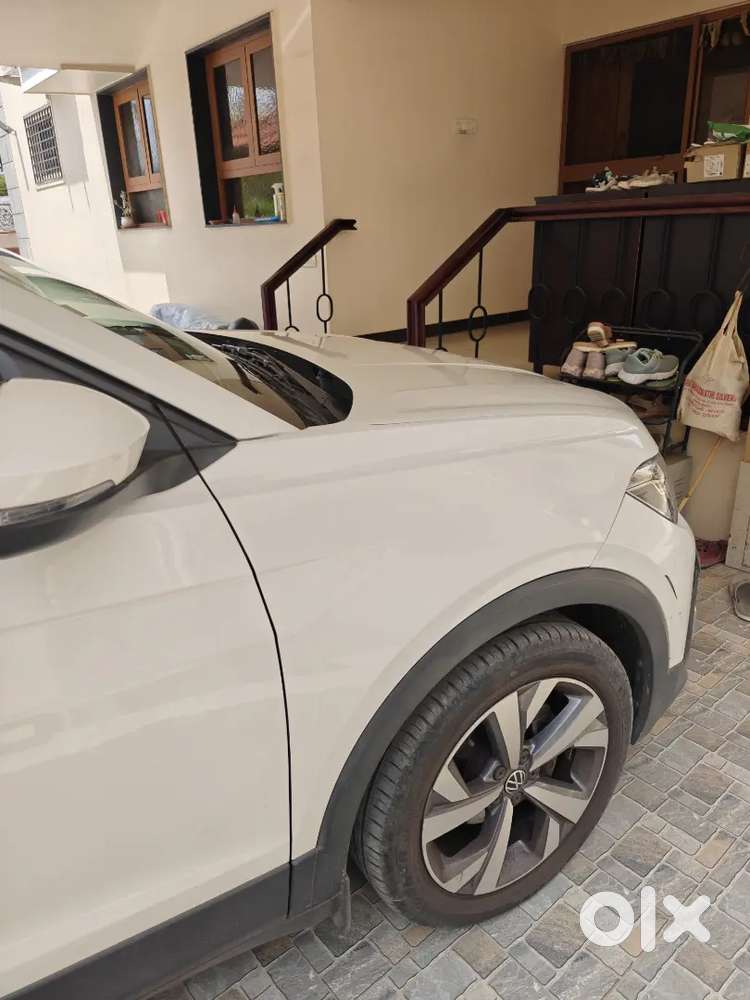 2022 Volkswagen Taigun Topline 1.0 Tsi At  1st Owner  26,300 Km