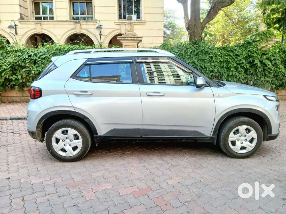 Hyundai Venue S 1.2 Petrol, 2022, Petrol