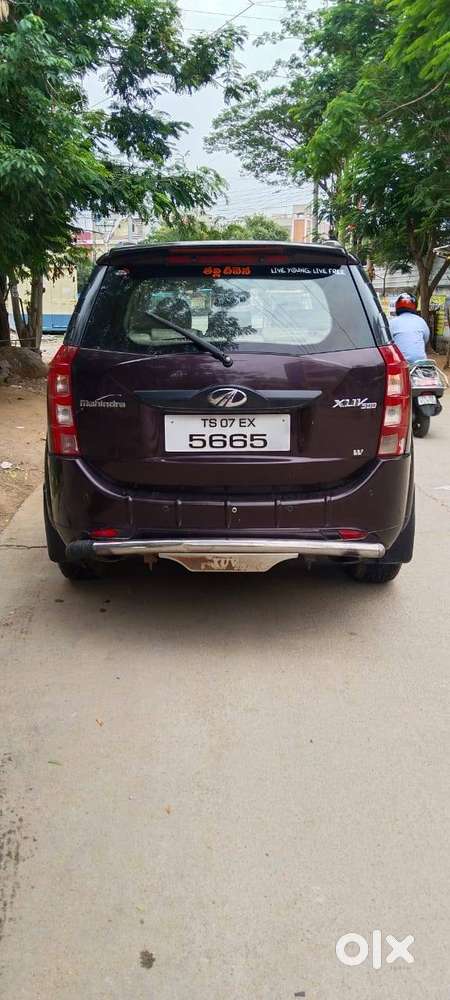 Xuv500 (w4) 2016 Model Full Insurance Available 1,30,000kms Driven