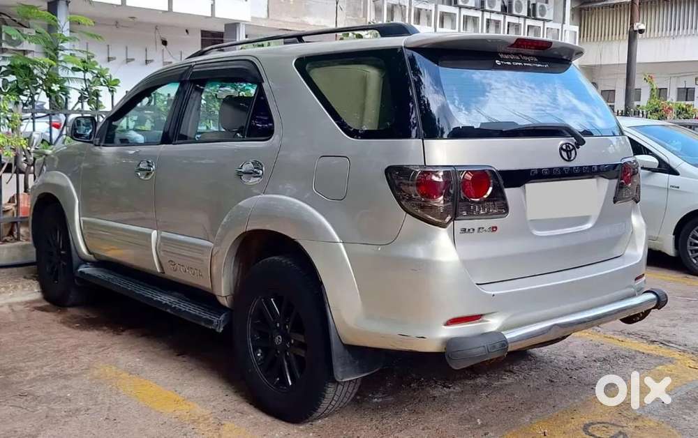 Toyota Fortuner 3.0 4x4 Manual, 2012, Diesel