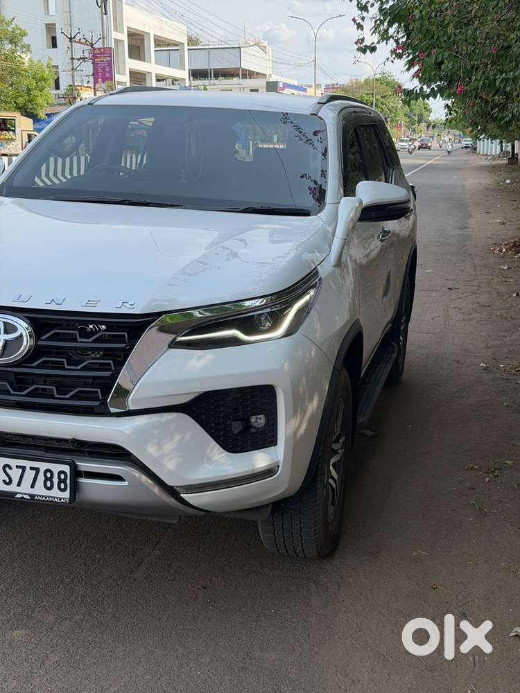 Toyota Fortuner Diesel 2025 Mt