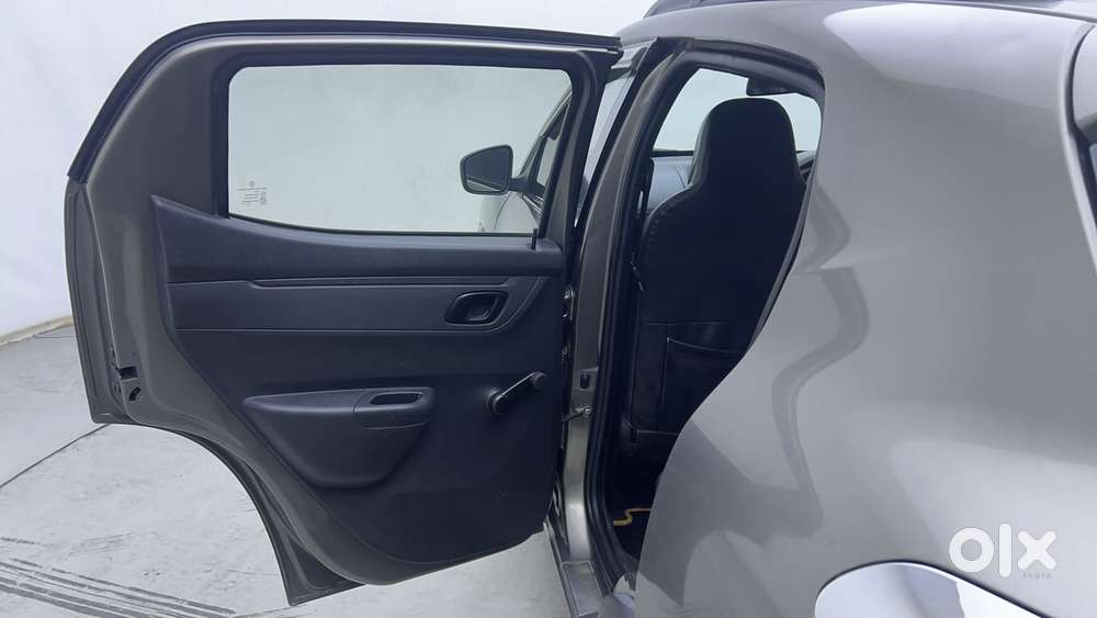 Renault Kwid 1.0 Rxt, 2016, Petrol