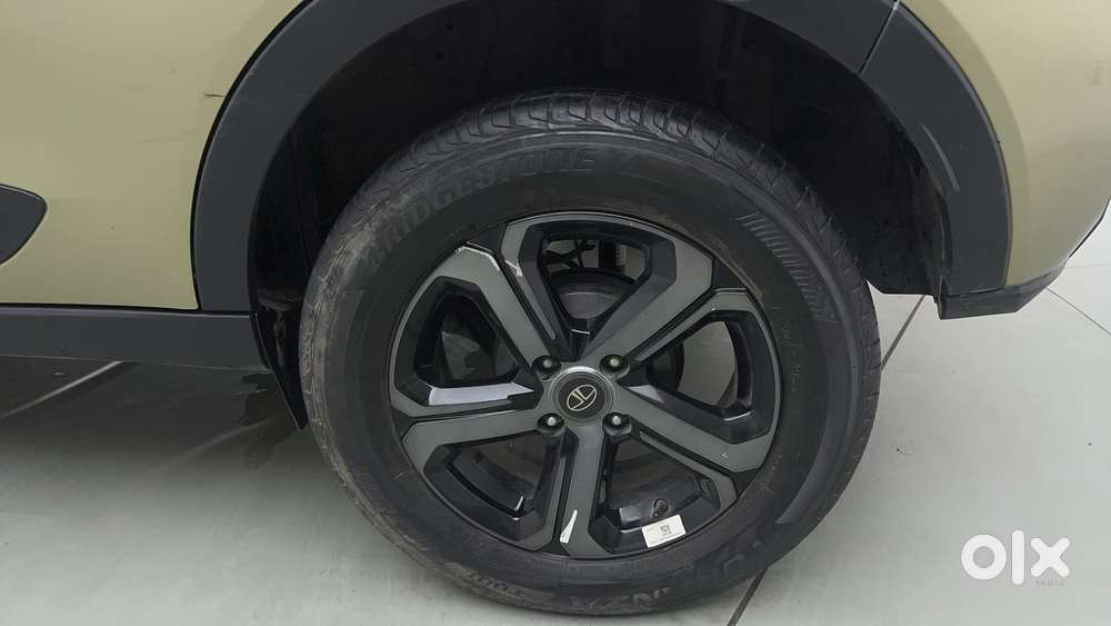 Tata Nexon 1.2 Revotron Xza Plus Premium, 2022, Petrol