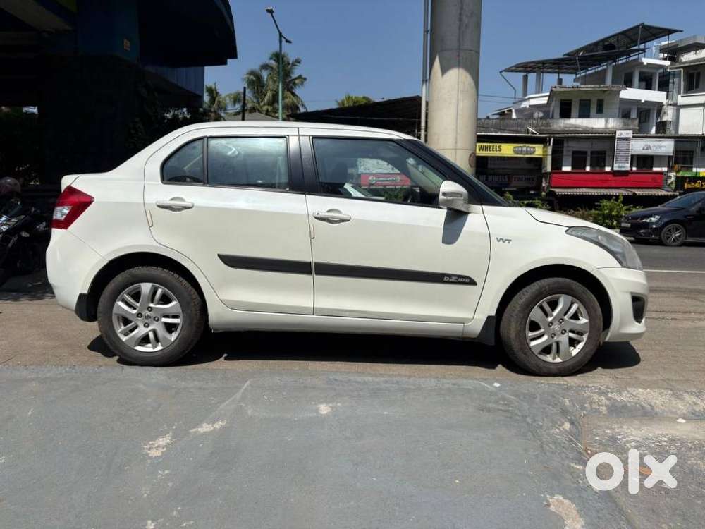 Maruti Suzuki Dzire 1.2 Zxi, 2013, Petrol
