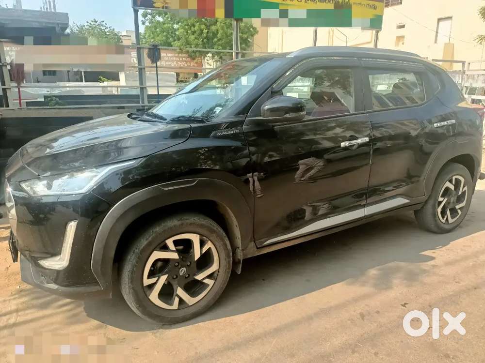 Nissan Magnite 2024 Petrol Well Maintained