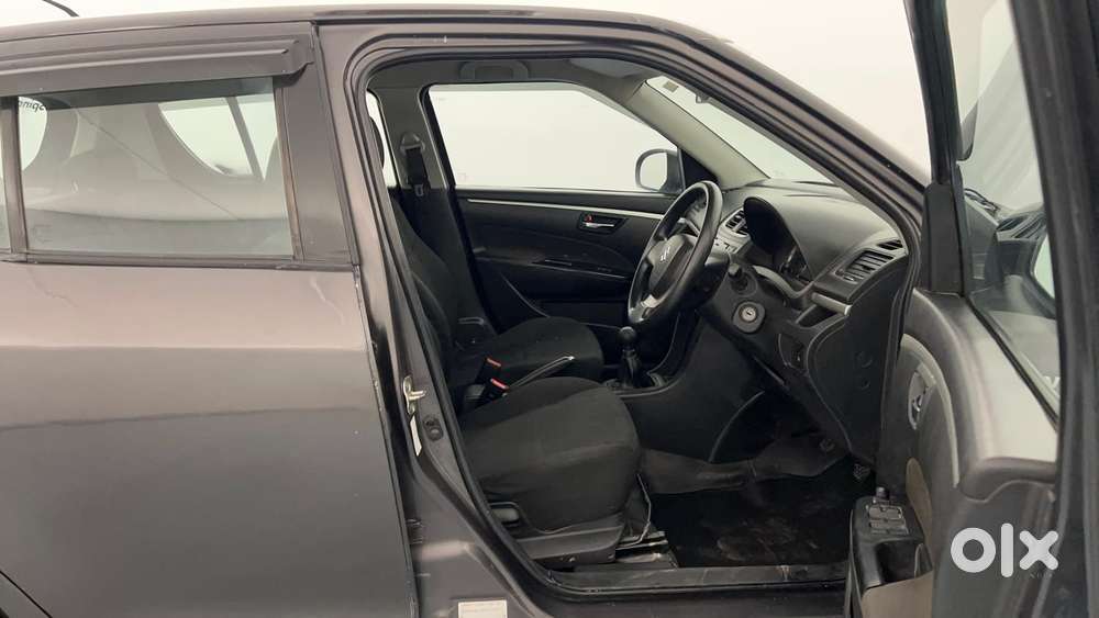Maruti Suzuki Swift Vvt Vxi, 2017, Petrol