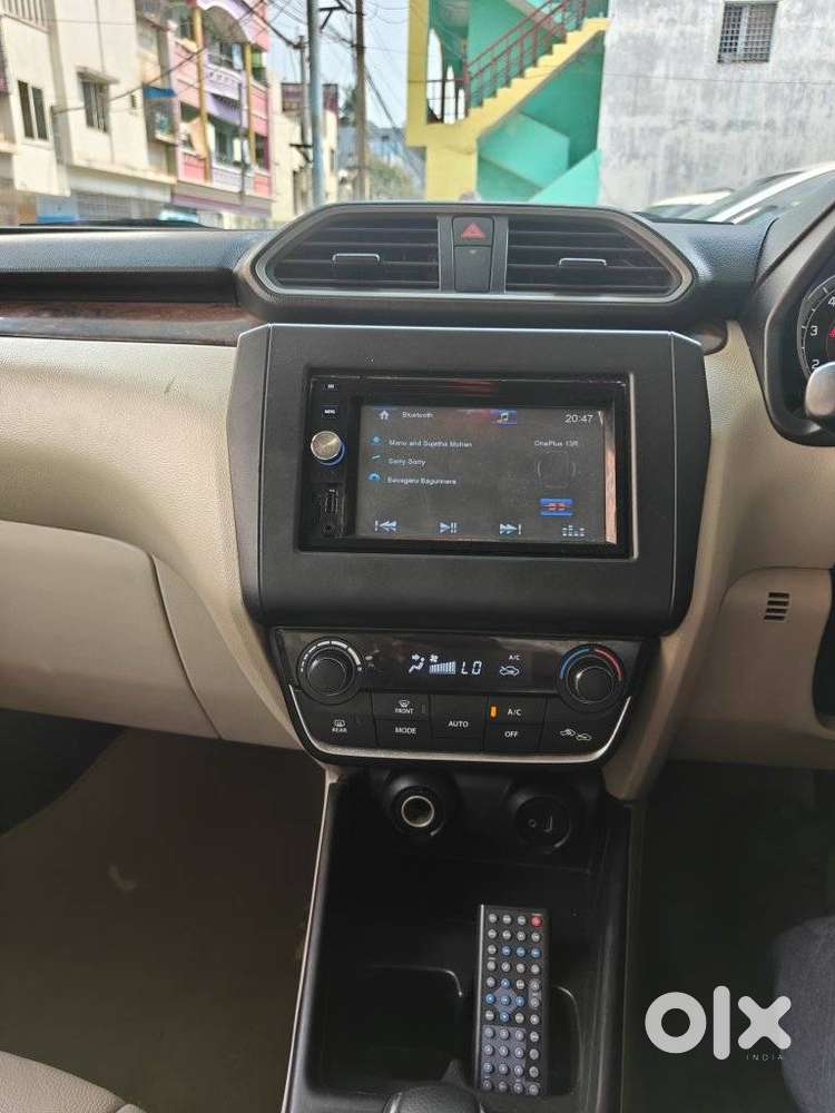 Maruti Suzuki Swift Dzire Zxi + Amt, 2018, Petrol