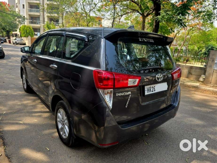 Toyota Innova Crysta 2.4 V 7 Str, 2016, Diesel