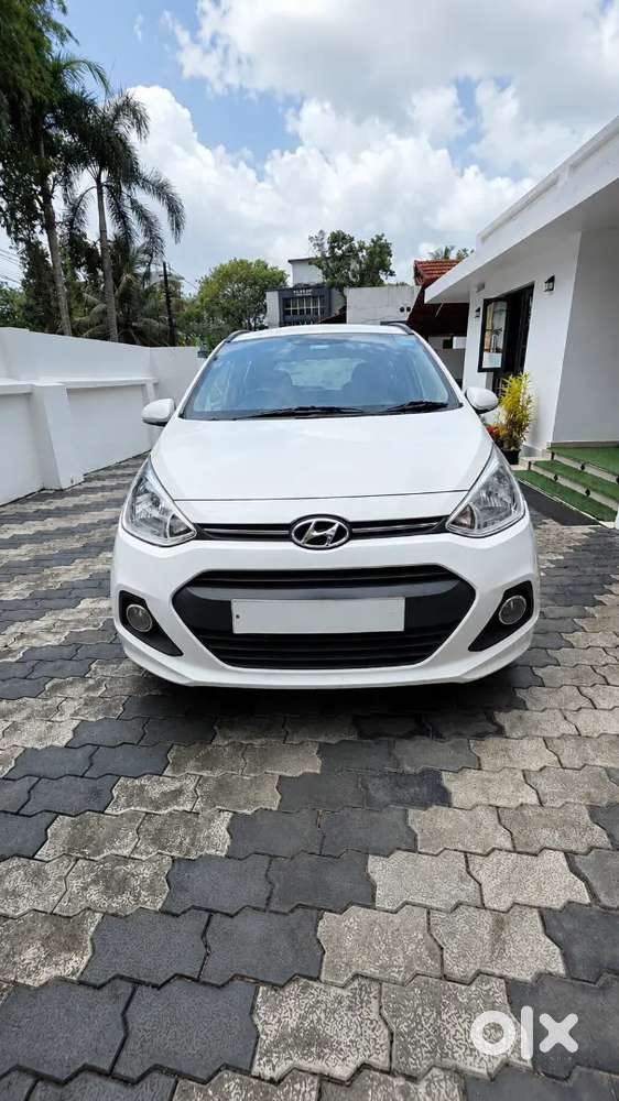 Hyundai Grand I10 Asta 2016 Automatic