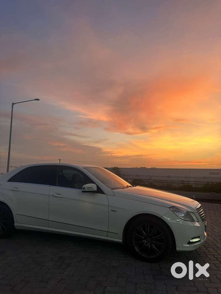 Mercedes Benz E- Class E220 Cdi