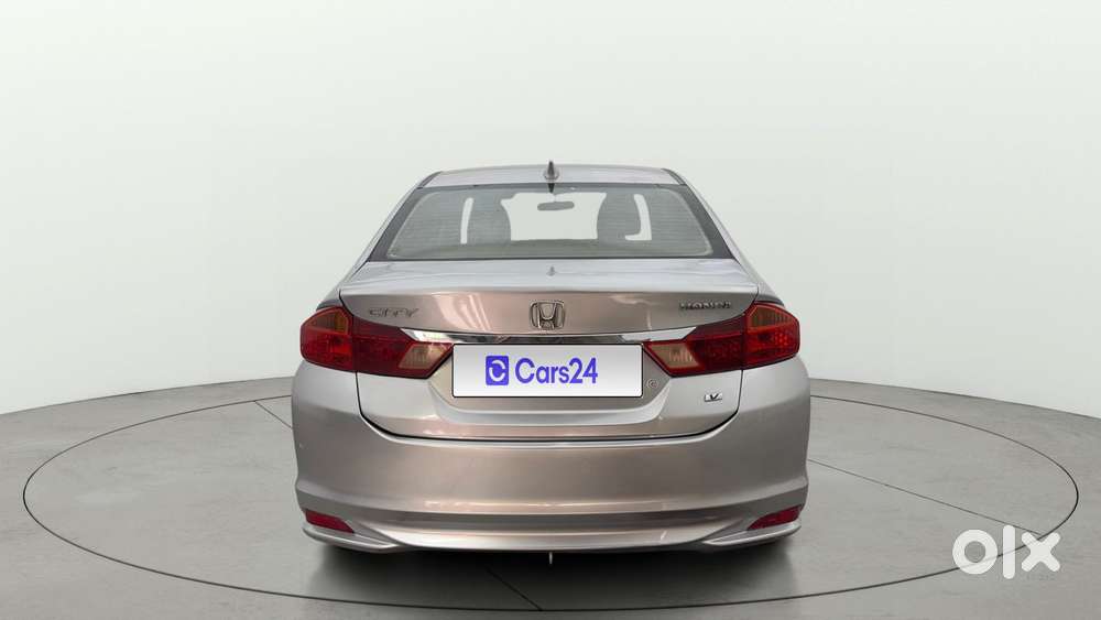 Honda City 1.5 E Mt, 2015, Cng & Hybrids