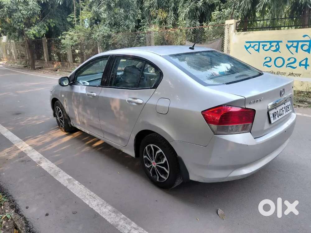 Honda City 2010 1.5 Mt Petrol