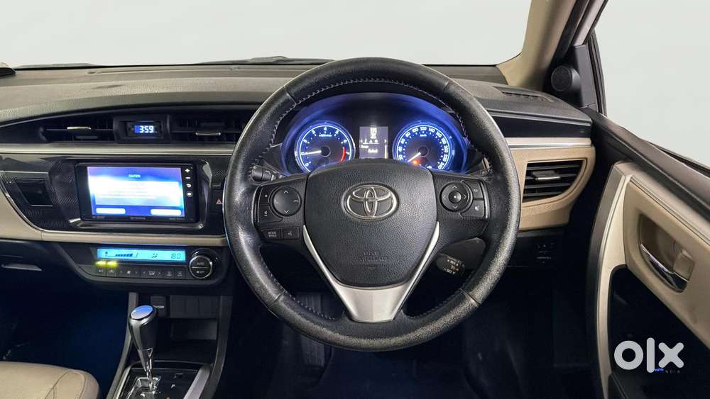 Toyota Corolla Altis 2013-2017 Vl At, 2016, Petrol