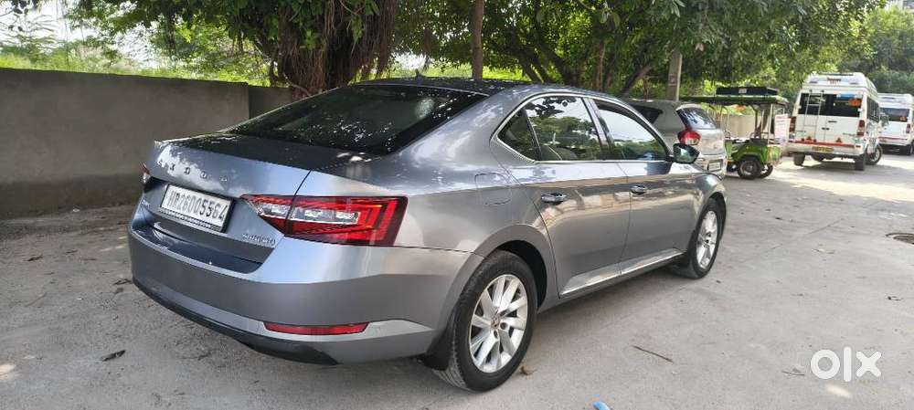 Skoda Superb Lk 1.8 Tsi At, 2018, Petrol
