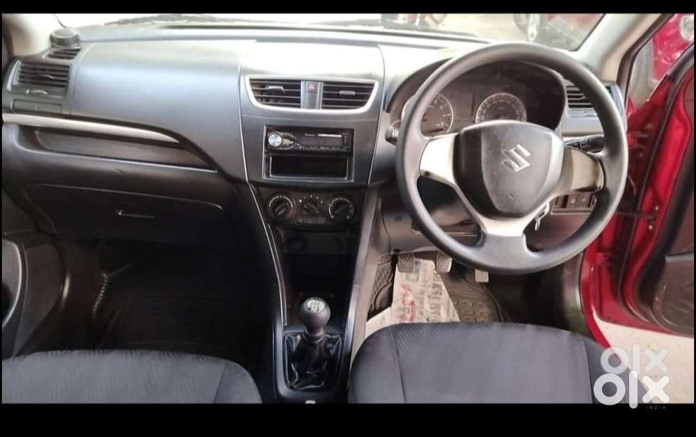 Maruti Suzuki Swift Vxi + Manual, 2013, Petrol