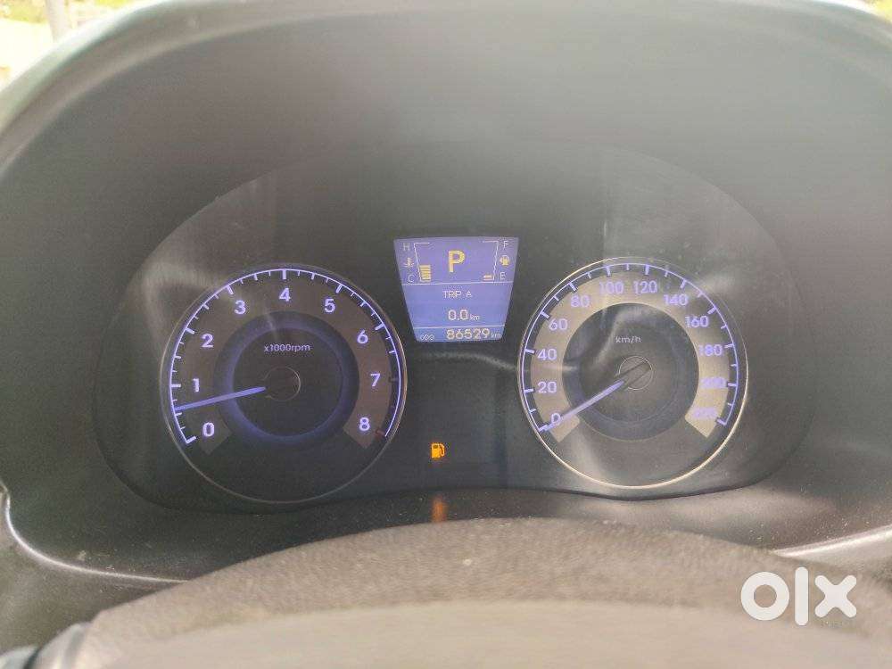 Hyundai Verna Fluidic 1.6 Vtvt Sx Automatic, 2012, Petrol