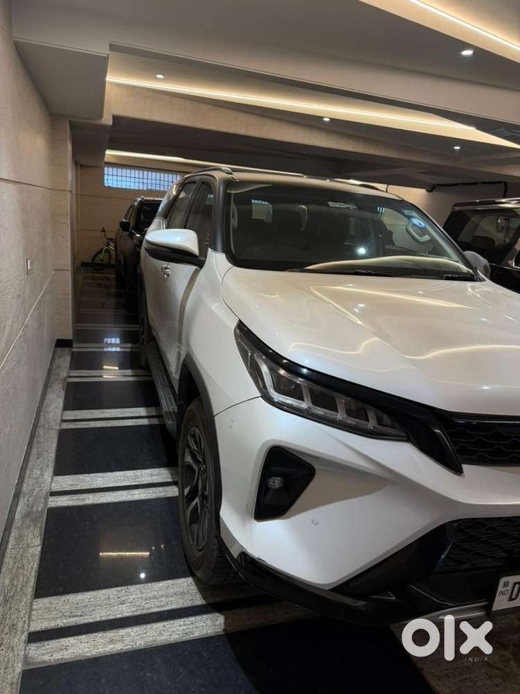 Toyota Fortuner Legender 2023 Diesel 51000 Km Driven