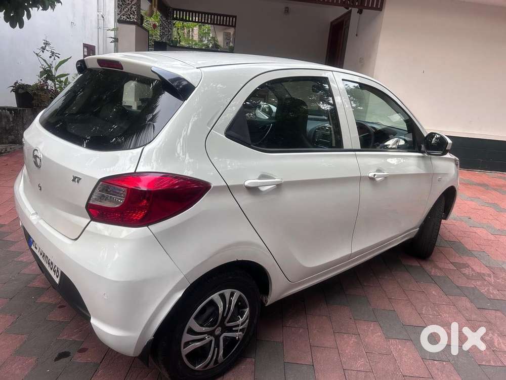 Tata Tiago 1.2 Revotron Xt, 2018, Petrol