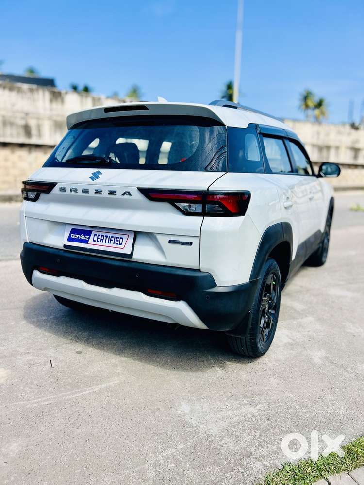 Maruti Suzuki Vitara Brezza 1.5 Zxi At, 2023, Petrol