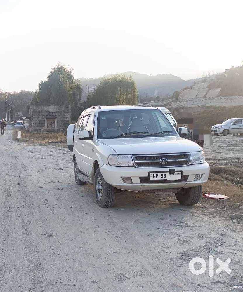 Tata Safari 2016 Diesel 98000 Km Driven