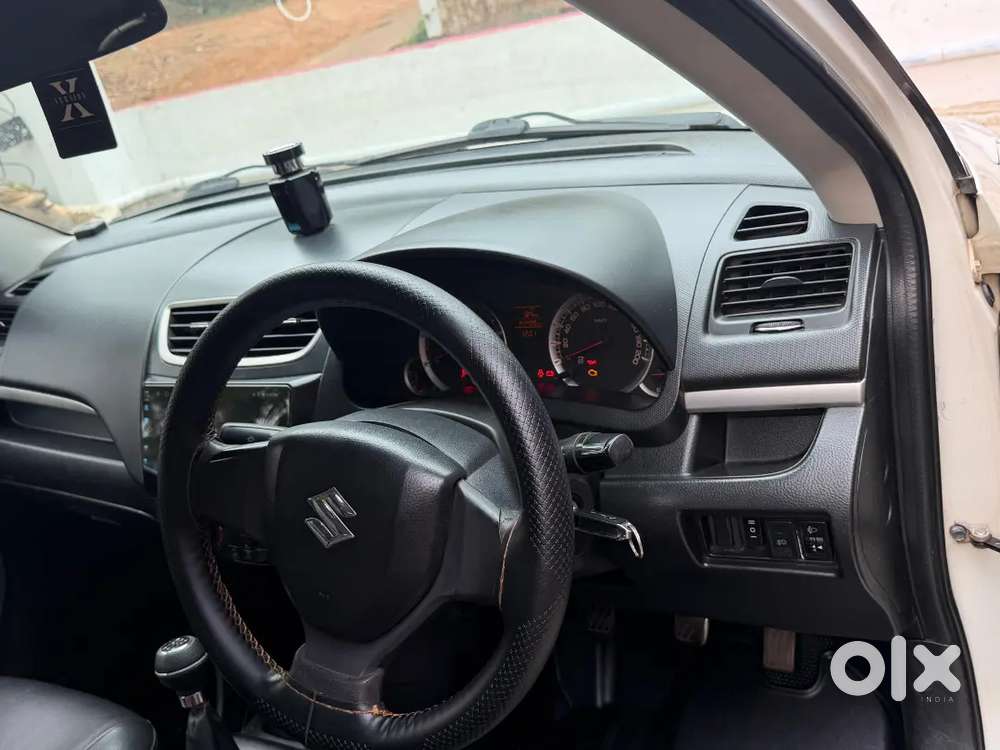 Maruti Suzuki Swift 2013 Diesel 142000 Km Driven