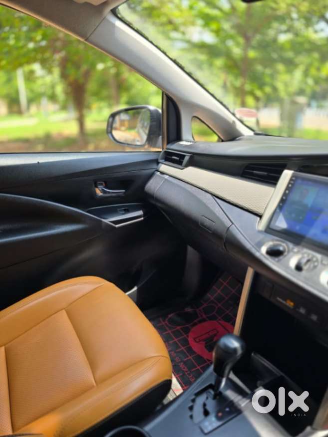 Toyota Innova Crysta 2.5z, 2022, Diesel