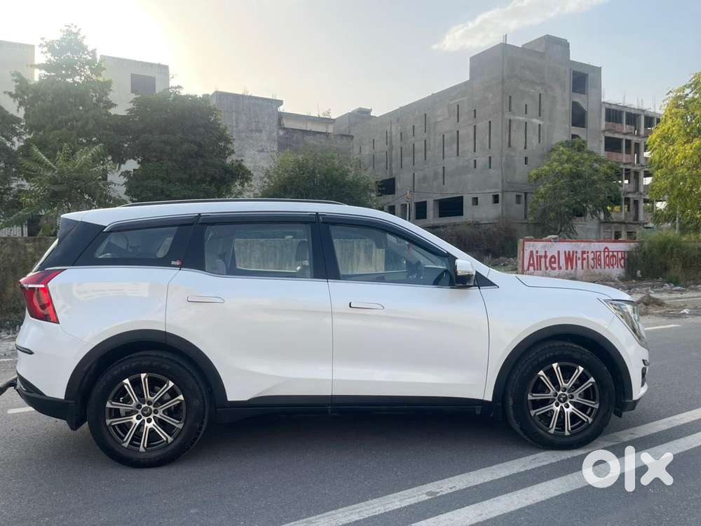 Mahindra Xuv700 Ax7 Luxury Pack Awd, 2023, Diesel